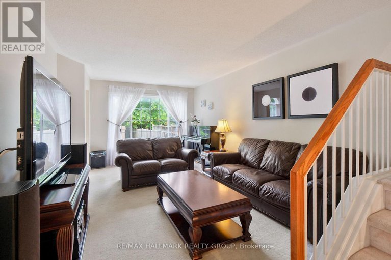 28595258/15-mcpeake-place/morgans-grantsouth-march/ottawa/ontario/K2K3K4_12