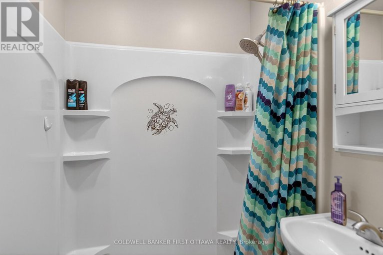 29213071/8712-bank-street/vernon/ottawa/ontario/K0A3J0_18