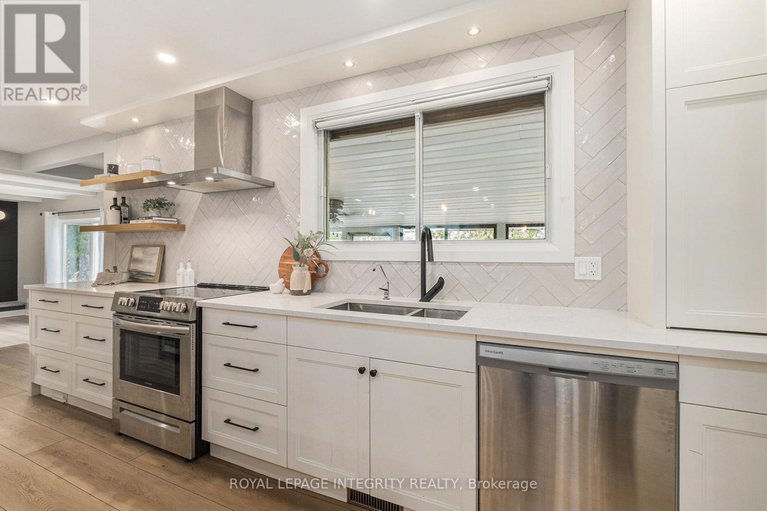 28989057/1843-rideau-road/riverside-south/ottawa/ontario/K1X1E1_10