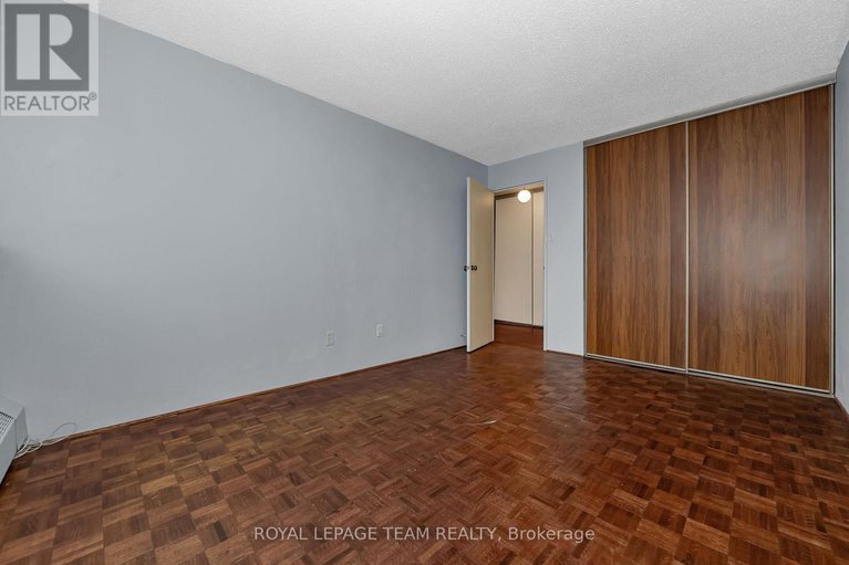 29244923/314-1485-baseline-road/copeland-park/ottawa/ontario/K2C3L8_14