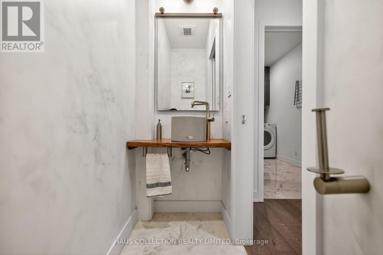 29632874/ph2302-20-daly-avenue/sandy-hill/ottawa/ontario/K1N0C6_38