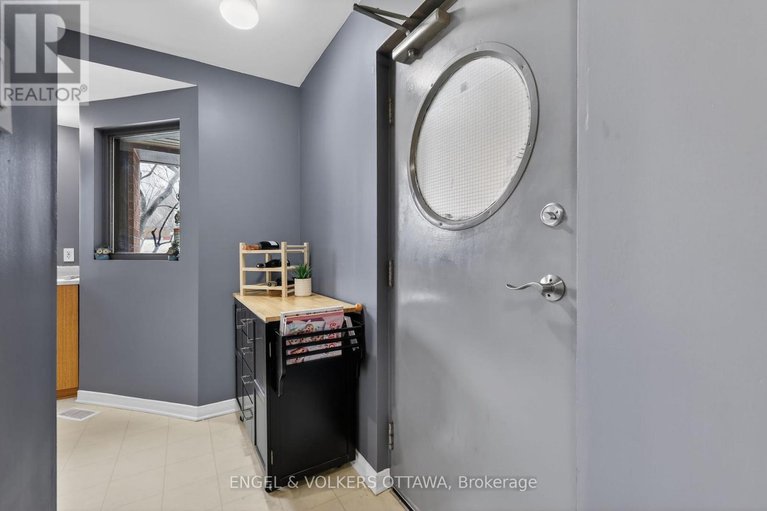 29680685/272-king-edward-avenue/lower-townbyward-market/ottawa/ontario/K1N7M1_26
