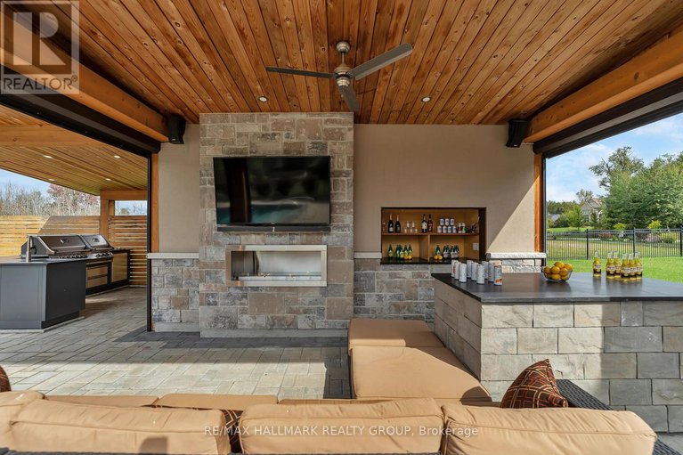 28423041/5813-red-castle-ridge/manotick-east-to-manotick-station/ottawa/ontario/K4M0A4_38