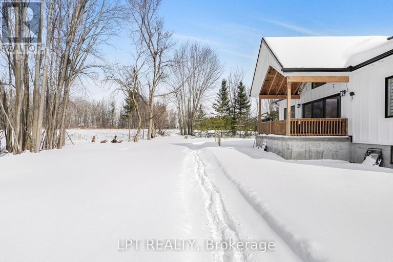 29402754/19779-county-road-25-road/south-glengarry-charlottenburgh-twp/south-glengarry/ontario/K0C1L0_30