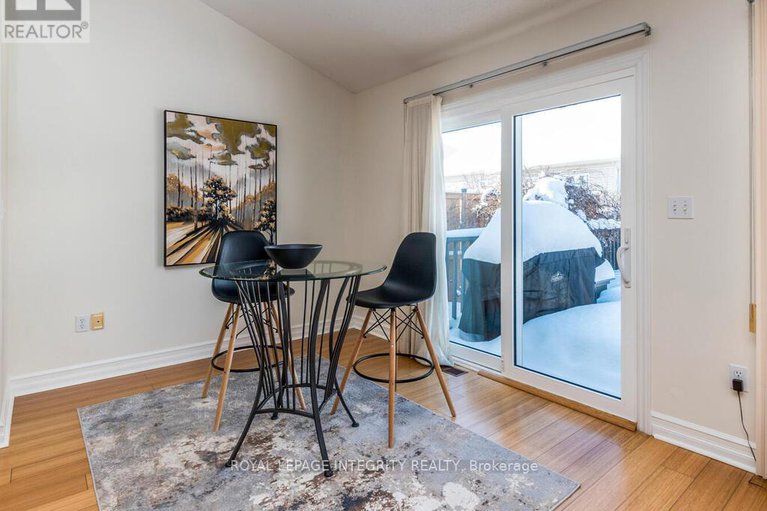 29305023/223-willow-creek-circle/strandherd/ottawa/ontario/K2G7B1_18