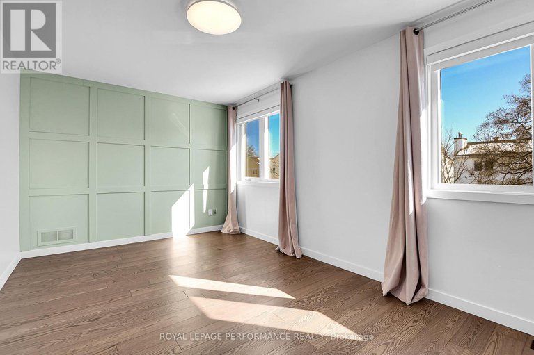 29424885/2722-wyldewood-street/emerald-woodssawmill-creek/ottawa/ontario/K1T2R9_25