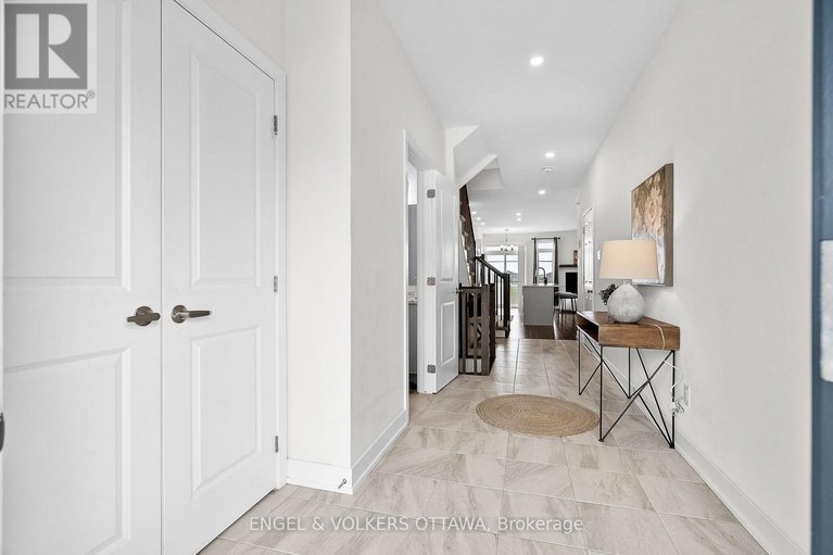 28268548/275-finsbury-avenue/stittsville-south/ottawa/ontario/K2S2Y2_6