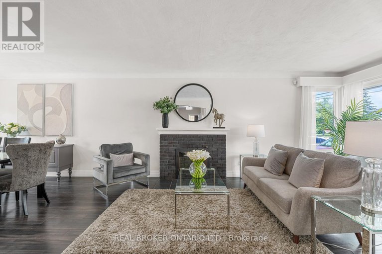 28629016/752-smyth-road/elmvale-acres/ottawa/ontario/K1G1P1_12
