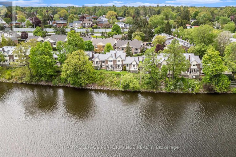 29381439/81-waterford-drive/pineglencountry-place/ottawa/ontario/K2E7V4_33