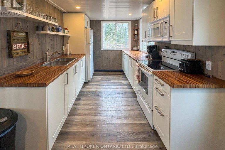 28211239/101-fairclough-island/drummondnorth-elmsley-north-elmsley-twp/drummondnorth-elmsley/ontario/K7H3C7_8