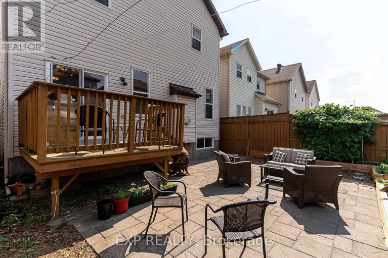 28723605/1049-fieldfair-way/notting-hillsummerside/ottawa/ontario/K4A0E2_46