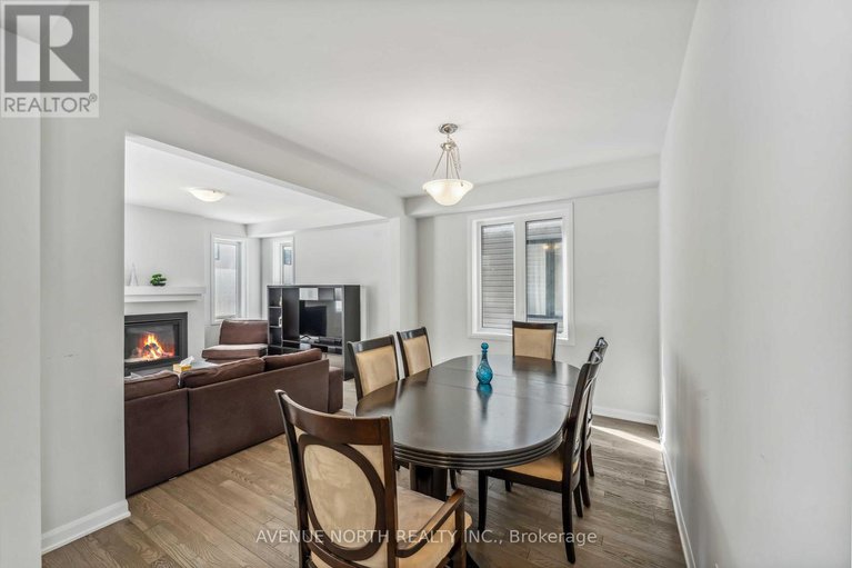 28247633/841-cappamore-drive/half-moon-bay/ottawa/ontario/K2J7C3_6