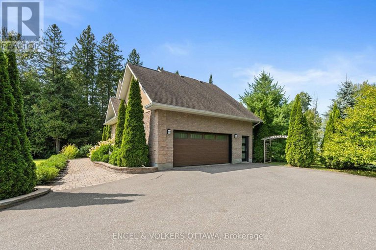 28853852/6163-elkwood-drive/greely/ottawa/ontario/K4P1N1_4