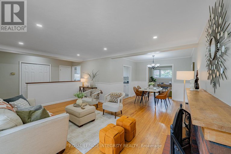 28557939/1695-gage-crescent-n/bel-air-heights/ottawa/ontario/K2C0Z7_7