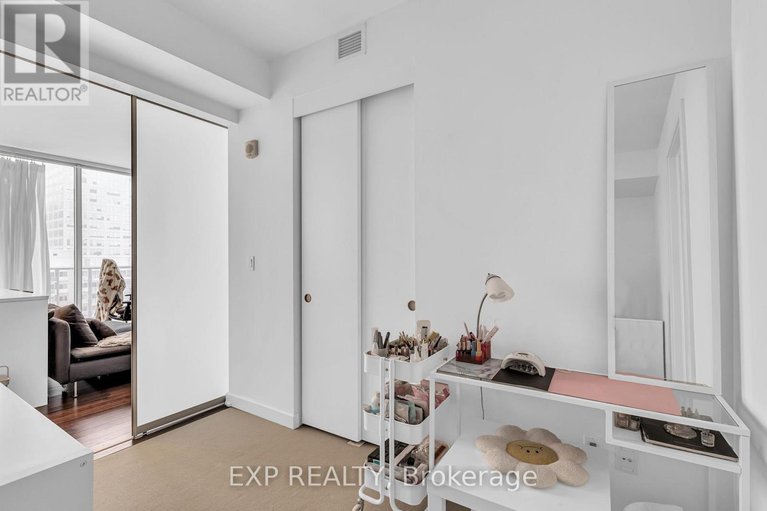 28850468/812-300-lisgar-street/ottawa-centre/ottawa/ontario/K2P0E2_14