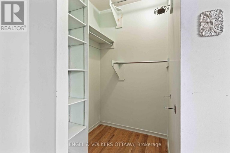 29096977/1957-sharel-drive/urbandale-acres/ottawa/ontario/K1H6W3_21