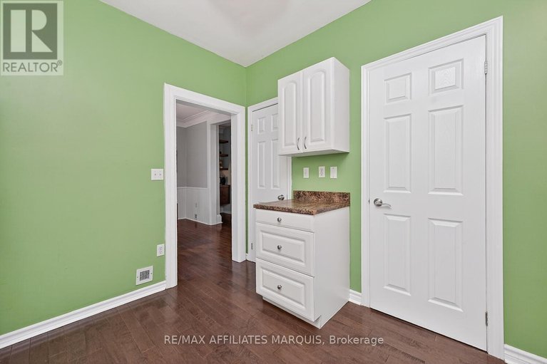 29607389/20-river-street/smiths-falls/smiths-falls/ontario/K7A3S2_21