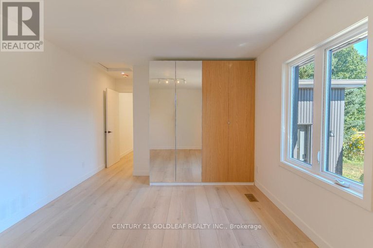 28809990/29-crownhill-street/beacon-hill-south/ottawa/ontario/K1J7K3_18