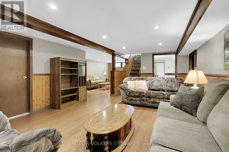 28483641/8-greenwich-avenue/carleton-heights/ottawa/ontario/K2E5E6_20