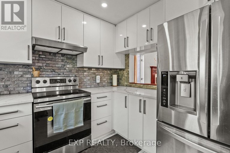 29638664/1582-blohm-drive/hunt-club-park/ottawa/ontario/K1G5K4_11