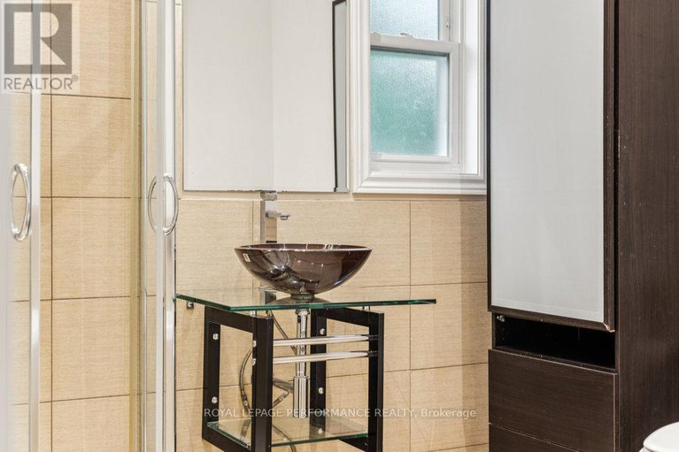 29029573/6-gillespie-crescent/hunt-club-woods/ottawa/ontario/K1V9X8_43