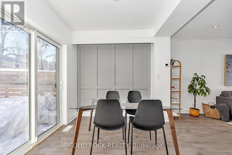 27957745/292-currell-avenue-s/westborohampton-park/ottawa/ontario/K1Z7J6_10