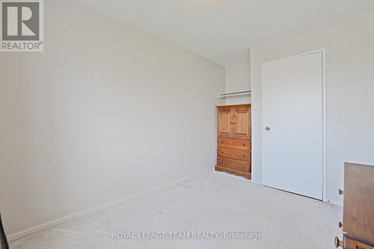 29631311/2942-fairlea-crescent/heron-gateindustrial-park/ottawa/ontario/K1V8T7_23