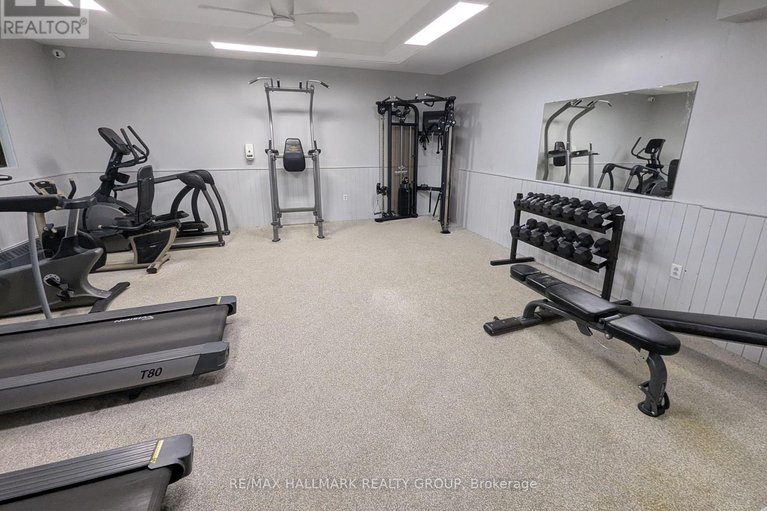 29619261/1217-20-chesterton-drive/borden-farmstewart-farmcarleton-heightsparkwood-hills/ottawa/ontario/K2E6Z7_19