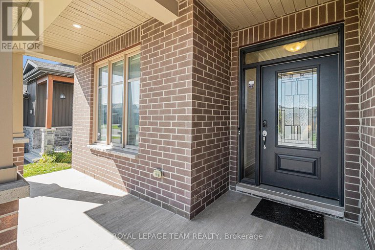 28929562/486-central-park-boulevard/village-of-russell/russell/ontario/K4R0C7_2