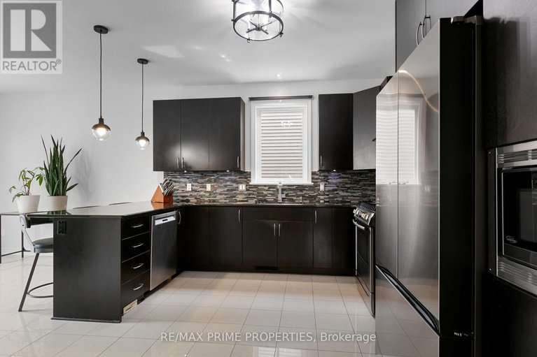 29045597/526-golden-sedge-way/blossom-parkkemp-parkfindlay-creek/ottawa/ontario/K1T0G3_17