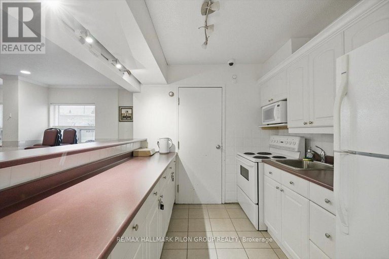 28279882/309-900-dynes-road/carleton-square/ottawa/ontario/K2C3L6_14
