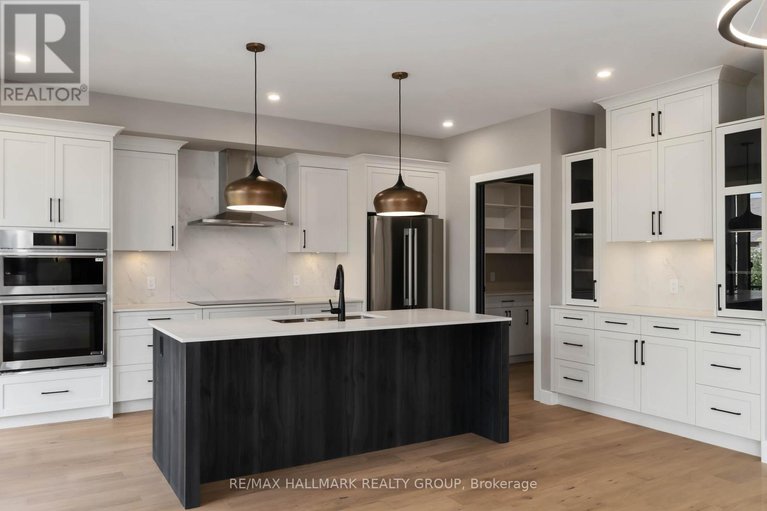 28546575/110-theberge-private/meadowlandsst-claire-gardens/ottawa/ontario/K2G4T1_6