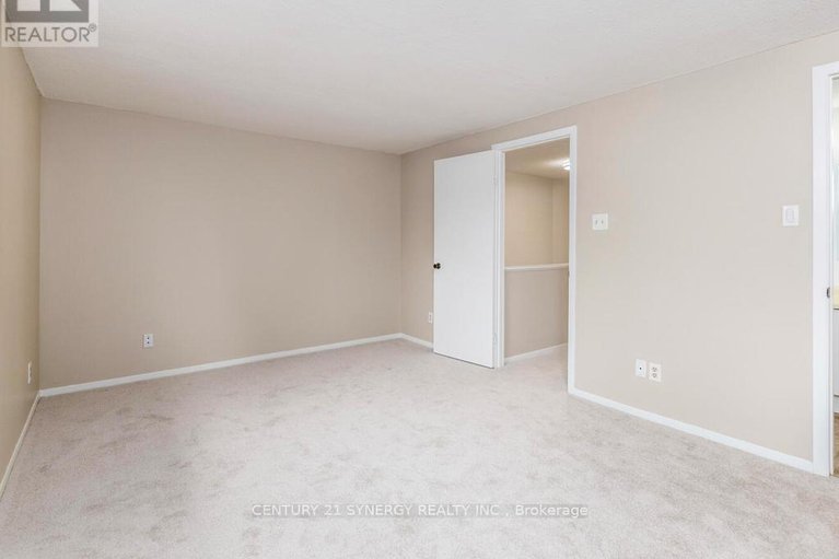 29610480/16-71-clarkson-crescent/katimavik/ottawa/ontario/K2L3C9_19