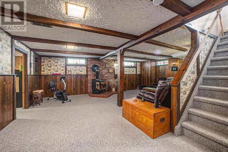 28902420/2023-vincent-street/elmvale-acres/ottawa/ontario/K1G2M8_14