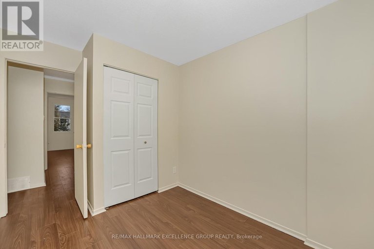 29167198/15-1968-fairglen-mews/blackburn-hamlet-south/ottawa/ontario/K1B5A5_30