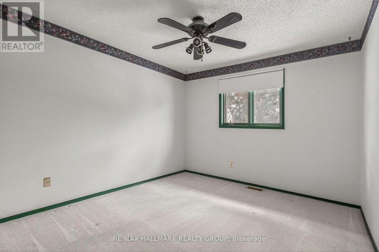 29369222/14-haywood-crescent/katimavik/ottawa/ontario/K2L2J2_26