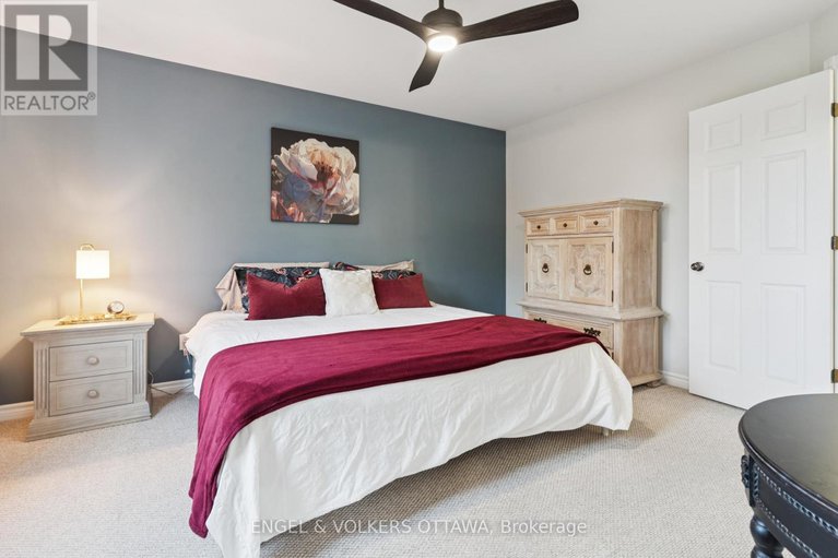28966658/161-des-pins-street/village-of-russell/russell/ontario/K4R0B9_26