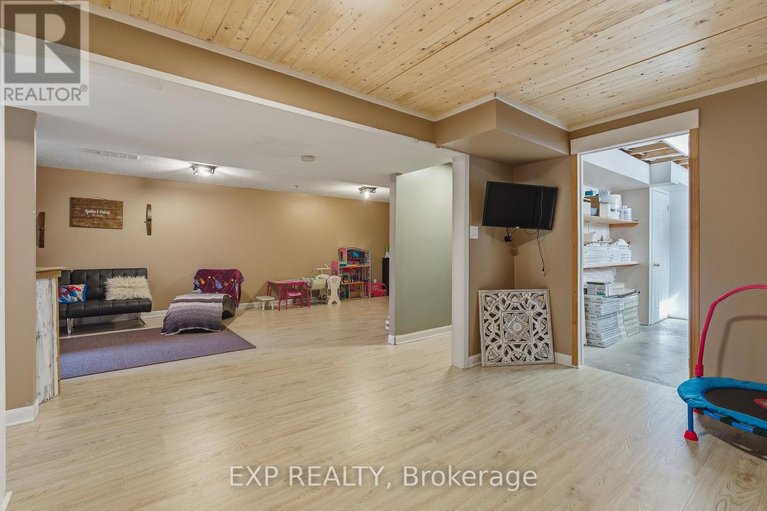 29437071/2174-lemery-street/clarencerockland-twp/clarence-rockland/ontario/K0A1E0_23