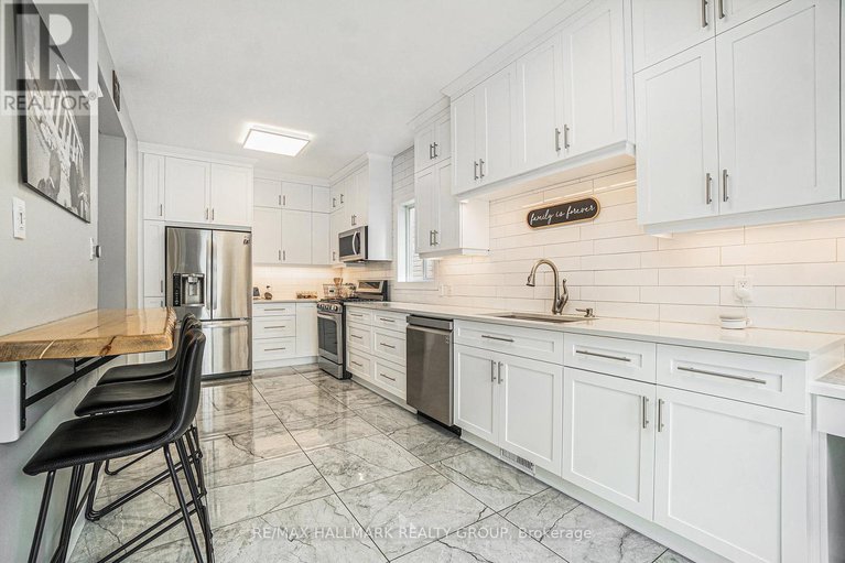28544359/18-golders-green-lane/longfields/ottawa/ontario/K2J5C1_9
