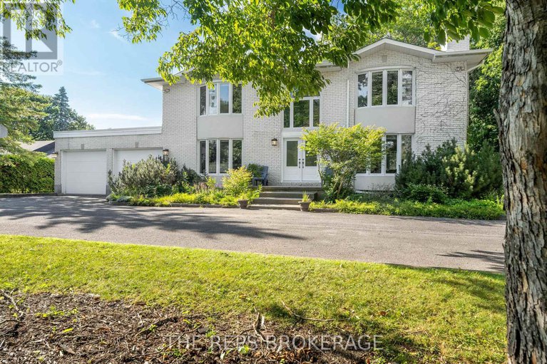 28788760/3062-upper-otterson-place/mooneys-bayrevelstoke/ottawa/ontario/K1V7B6_47