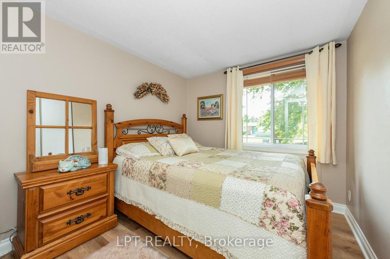 28792797/9-dallaire-crescent/richmond/ottawa/ontario/K0A2Z0_14