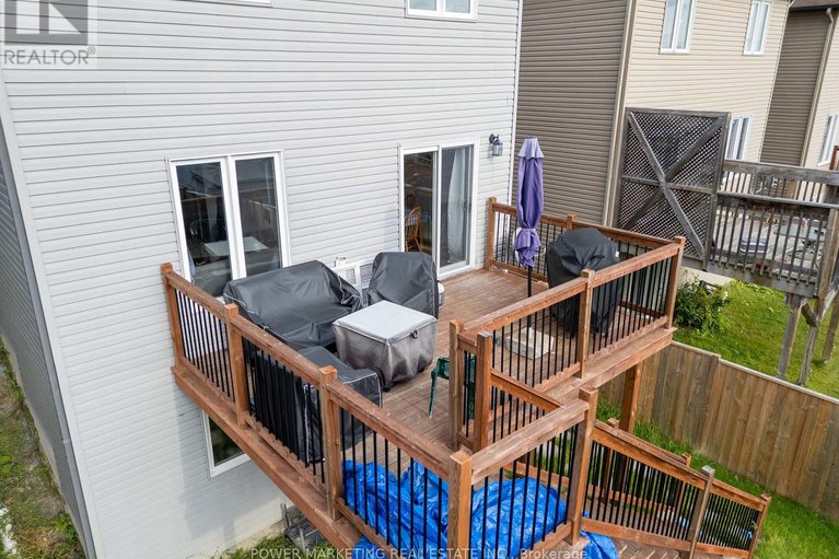 29319586/270-mica-crescent/town-of-rockland/clarence-rockland/ontario/K4K0E2_26