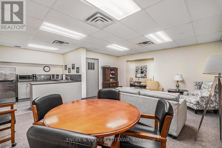 28919458/1110-2951-riverside-drive/mooneys-bayriverside-park/ottawa/ontario/K1V8W6_35