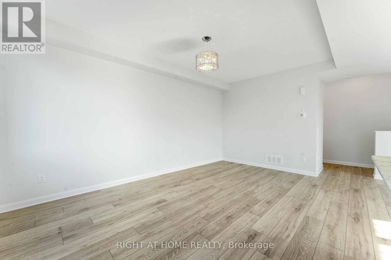 28828288/214-attwell-private/morgans-grantsouth-march/ottawa/ontario/K2K0P6_14
