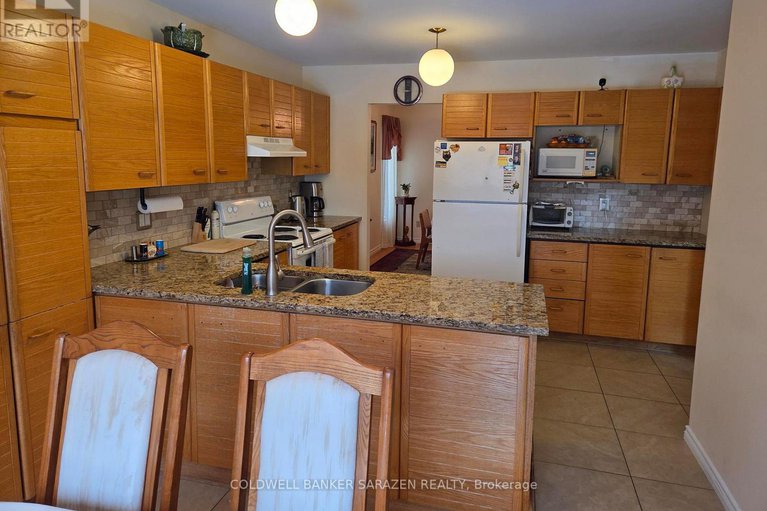 29446145/31-dossetter-way/hunt-club-park/ottawa/ontario/K1G4S3_17