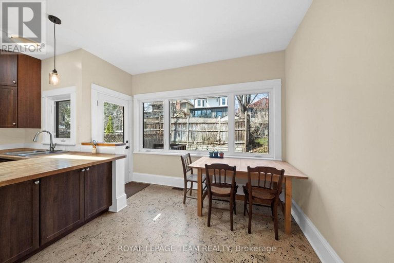 29669924/47-belmont-avenue/old-ottawa-southrideau-gardens/ottawa/ontario/K1S0V2_14