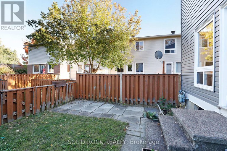 29379153/18-35-thistledown-court/pheasant-run/ottawa/ontario/K2J1J4_31