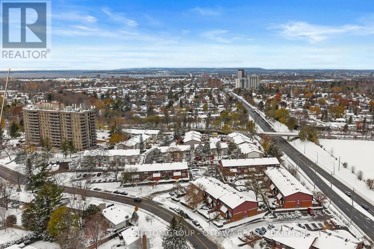 29110852/b-3-banner-road/sheahan-estatestrend-village/ottawa/ontario/K2H8T3_44