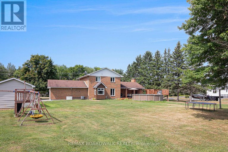 29534342/1139-st-joseph-road/russell-twp/russell/ontario/K0A1W0_33