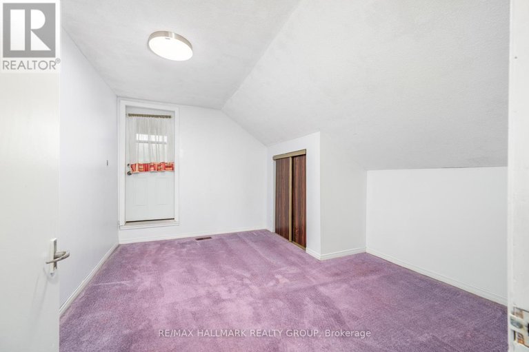 28419159/412-montreal-road/vanier/ottawa/ontario/K1K0V4_15